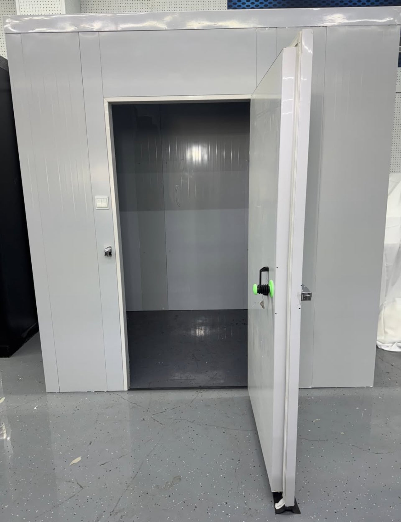 Walk-in Cooler Box
