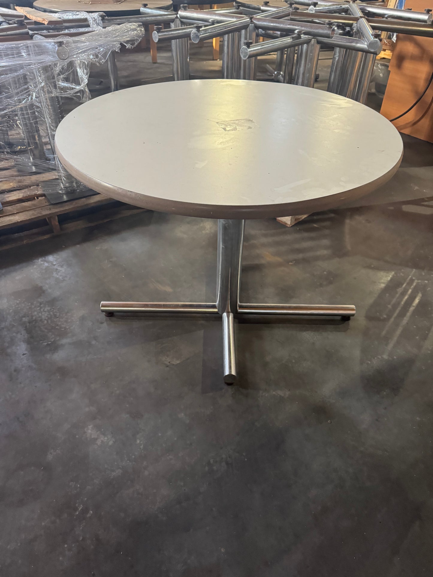 Used Tables