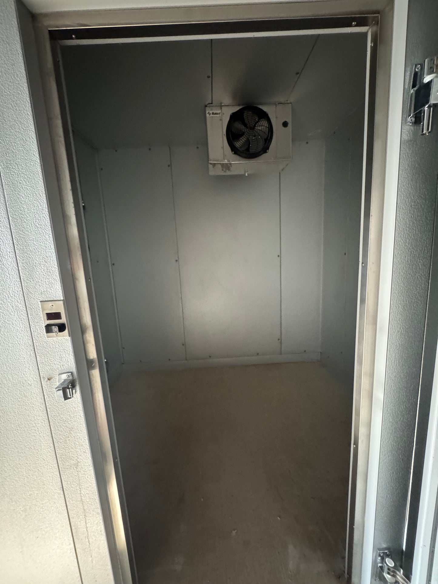 Walk-in Cooler Box